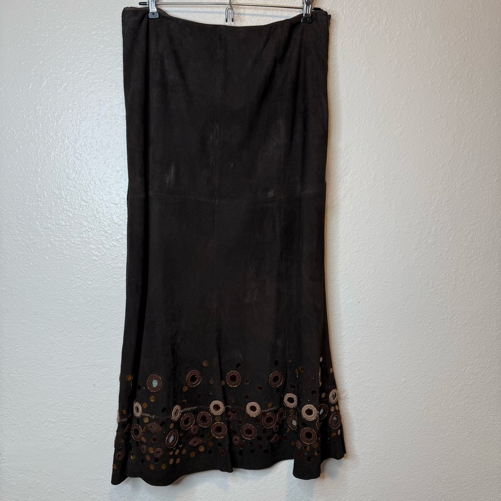 Lafayette 148 New York Brown Suede Skirt With Embroidered Detail Size 8